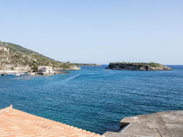 Marina Apartments Kardamyli Exterior photo